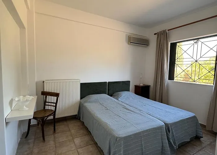 Large Near The Sea Semesterbostad