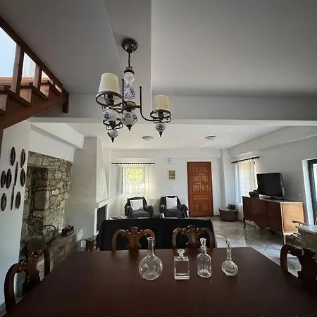 Large Near The Sea Feriehus Kyparissia